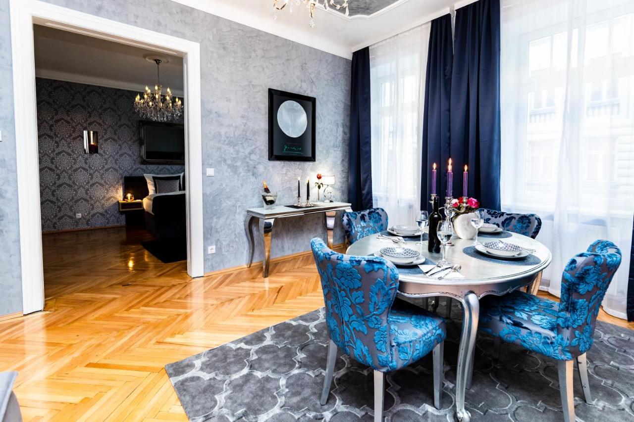 Sophies Place Augarten - Imperial Lifestyle City Apartments Vienna Parking Exterior photo