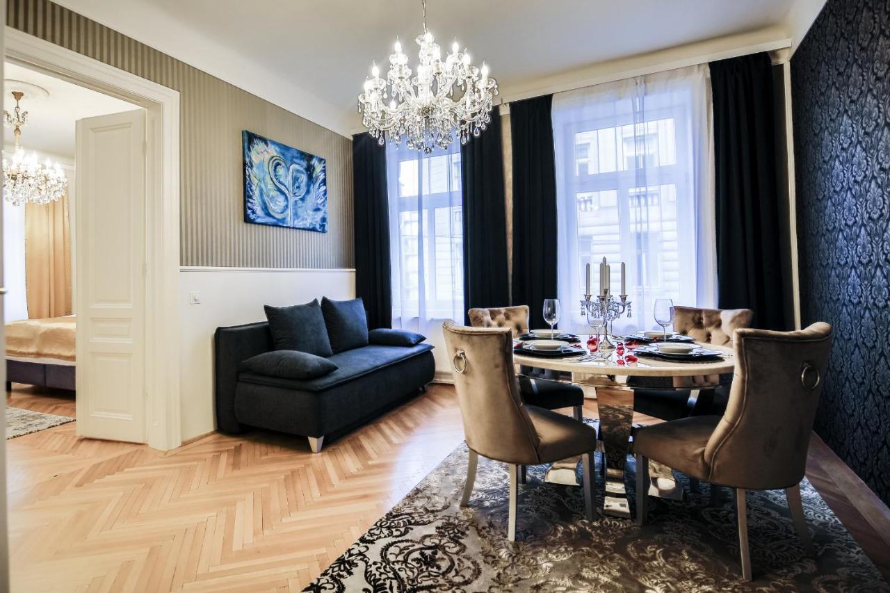 Sophies Place Augarten - Imperial Lifestyle City Apartments Vienna Parking Exterior photo